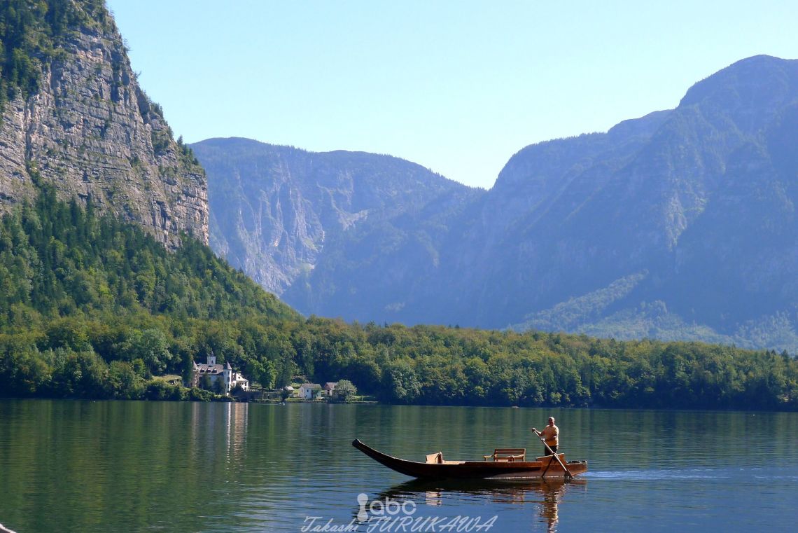 ハルシュタット湖の小舟